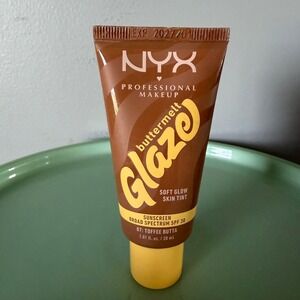 NYX Buttermelt Glaze Skin Tint 07 Toffee Butta SPF 30 1oz Soft Glow Foundation